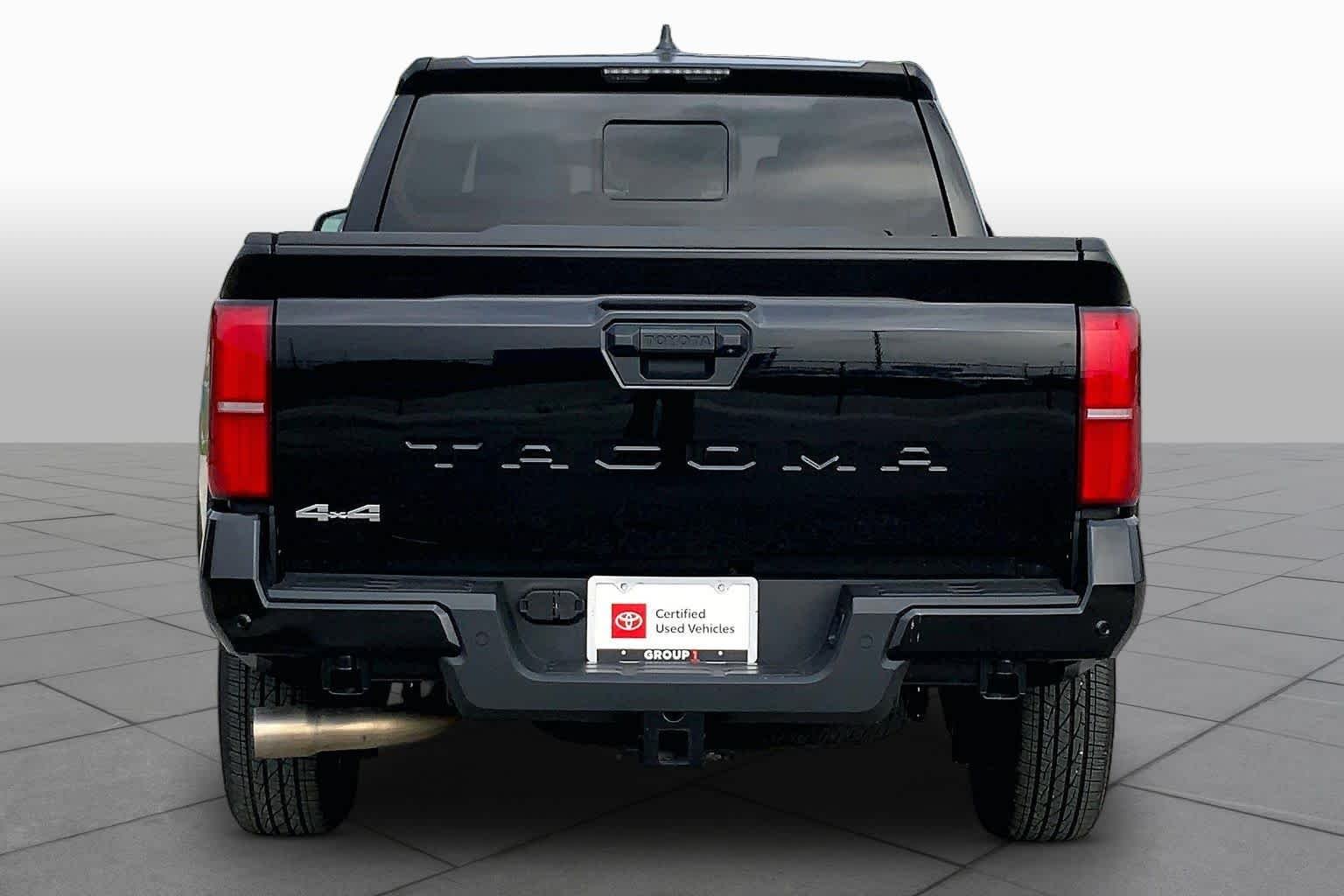 Used 2025 Black Toyota SR5 image 5