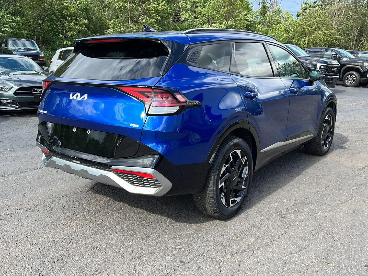 Used 2023 Sapphire Blue Kia SX-Prestige image 21
