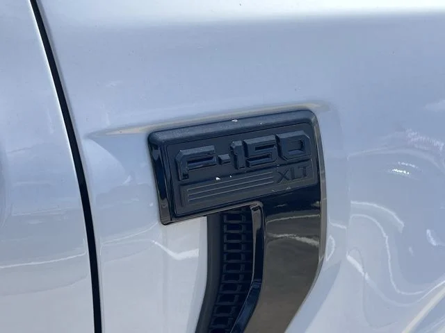 New 2026 Oxford White Ford XLT image 14