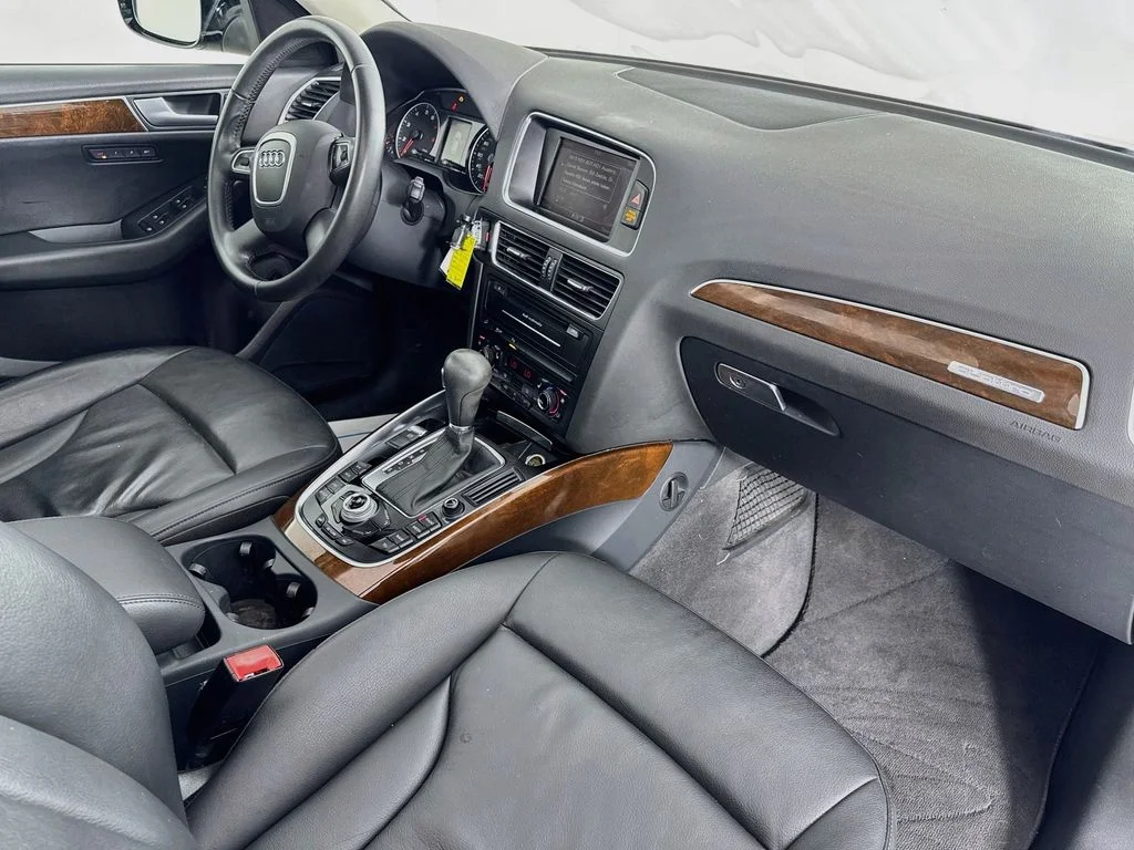 Used 2011 Brilliant Black Audi 2.0T Premium image 36