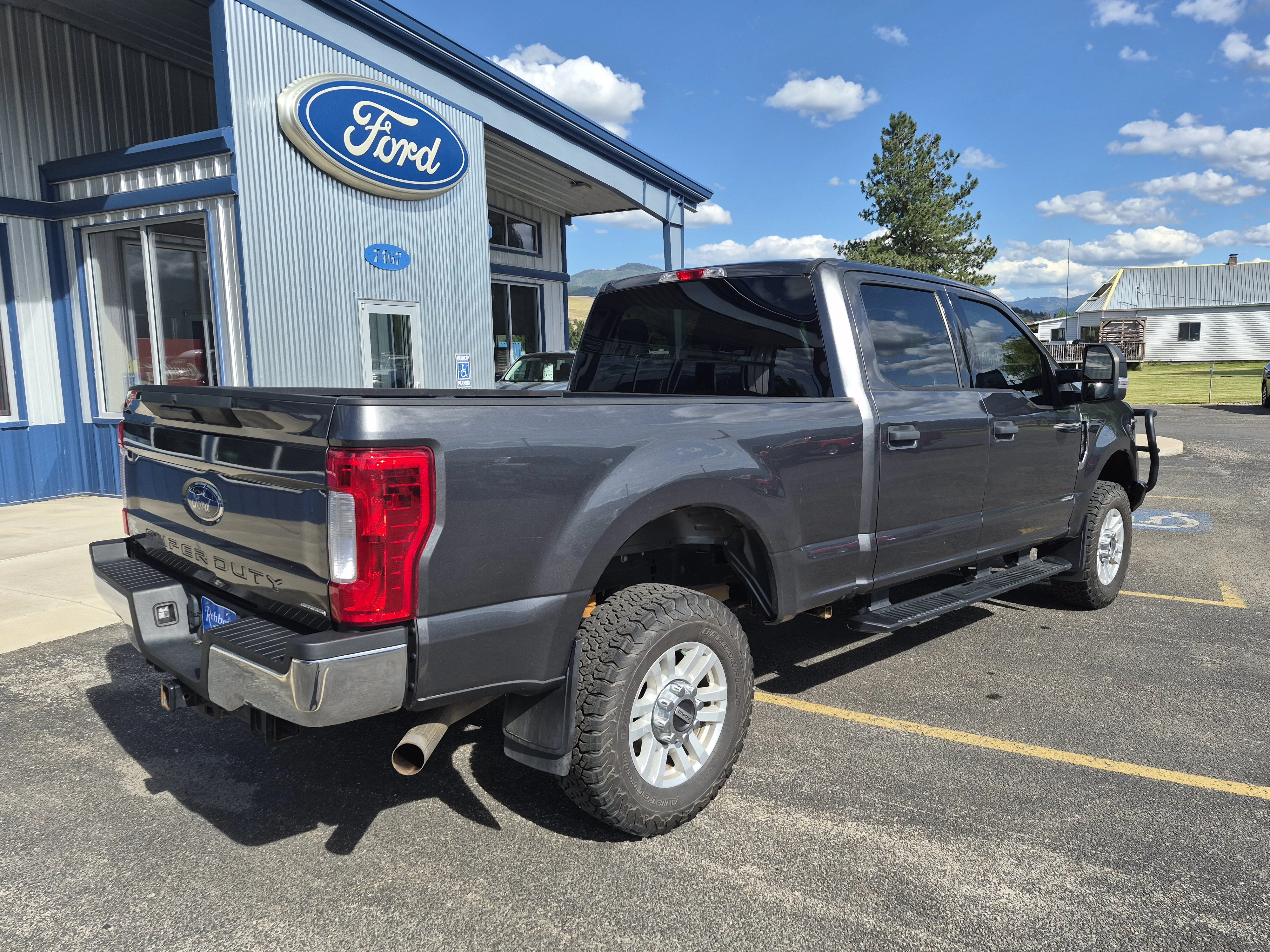 Used 2019 Gray Ford  image 14