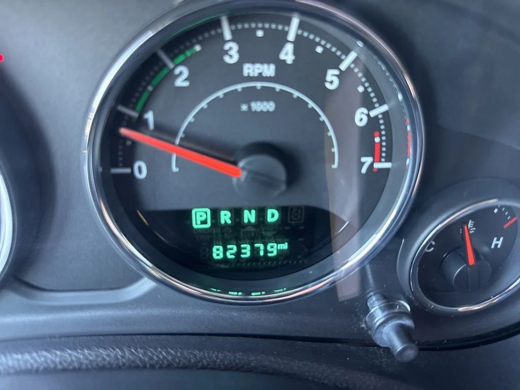 Used 2017 Gray Jeep Unlimited Sahara image 24
