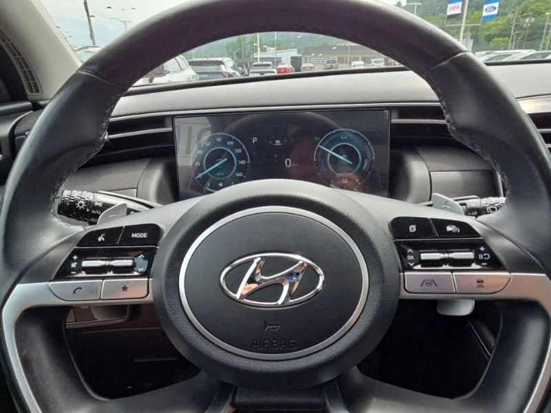 Used 2022 Gray Hyundai Limited image 11