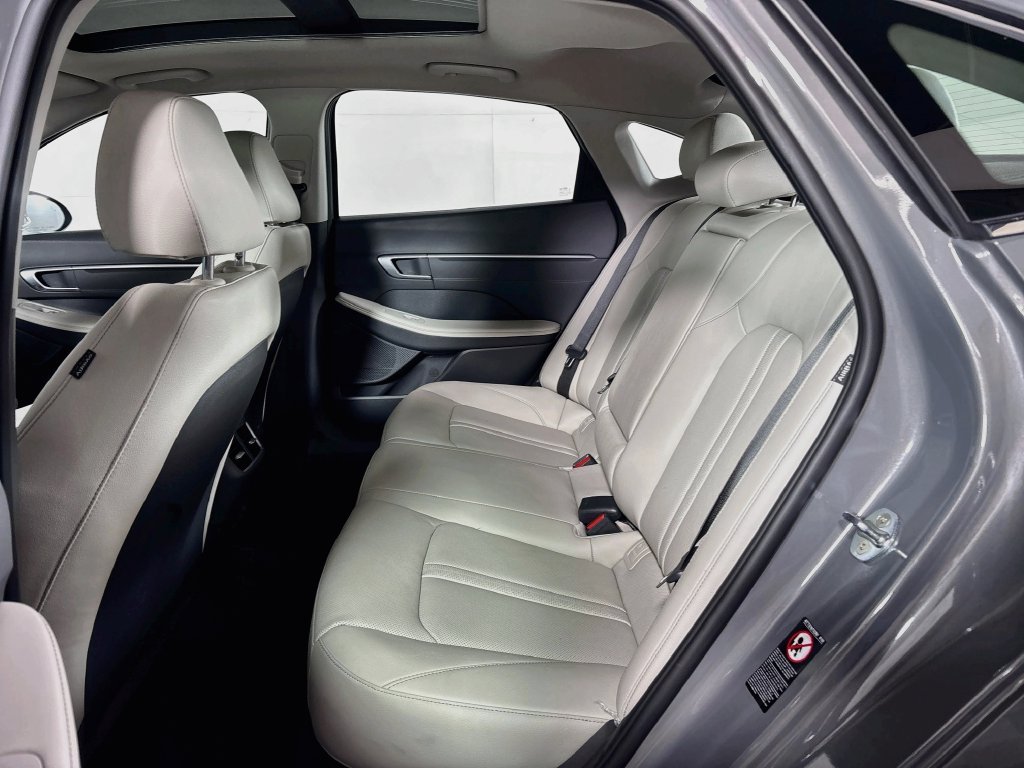 Used 2022 Gray Hyundai Limited image 21