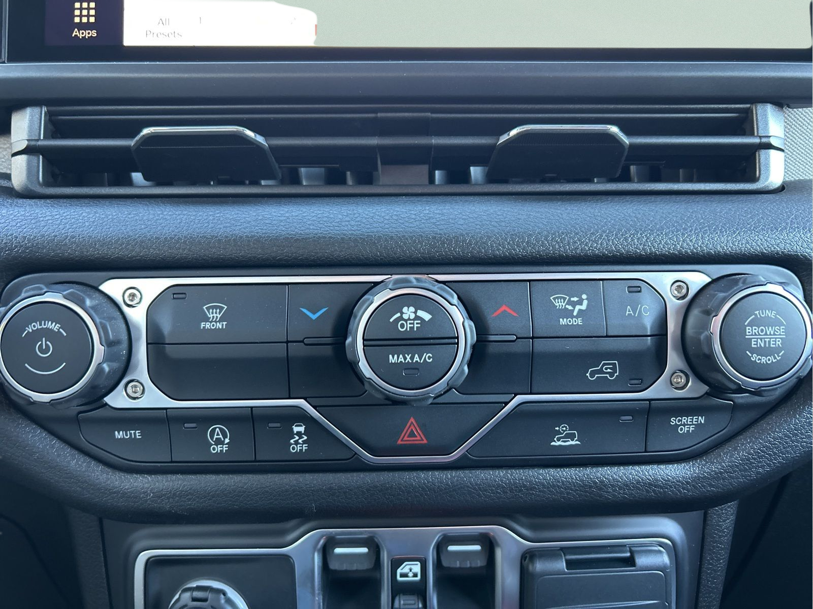 New 2026 Reign Exterior Paint Jeep Sport image 19