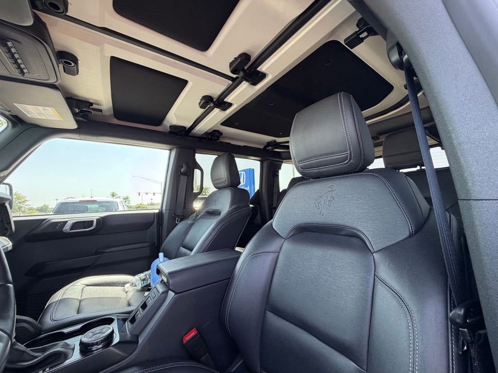Used 2025 Gray Metallic Ford Badlands image 16