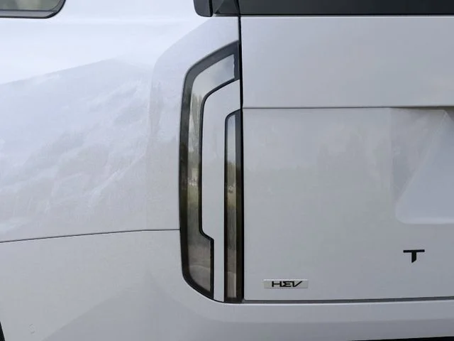 New 2027 White Kia X-Line SX Prestige image 11
