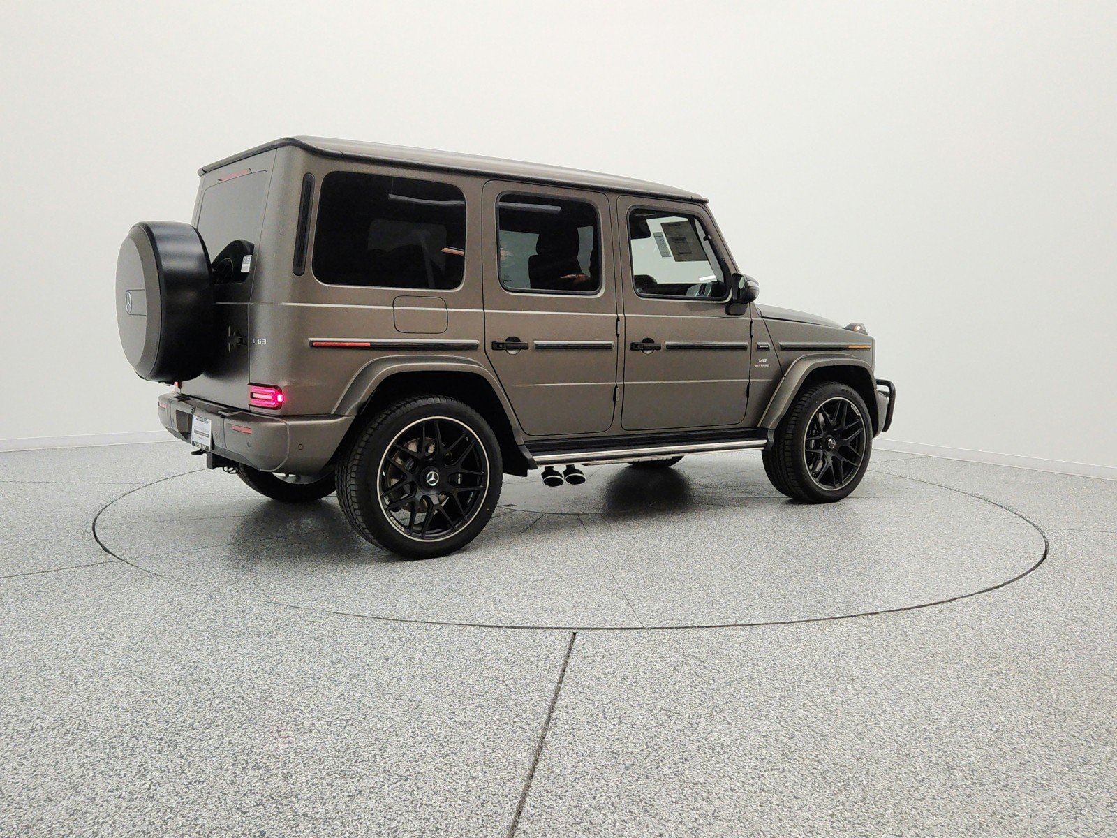 New 2026 MANUFAKTUR Monza Grey Magno Mercedes-Benz AMG® G 63 SUV image 5