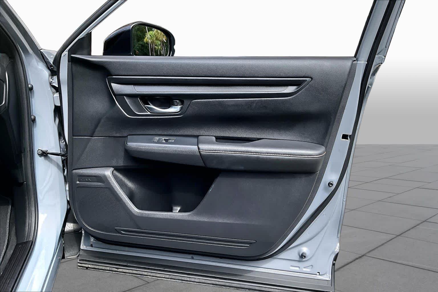 2025 Honda CR-V Sport-L - Photo 23