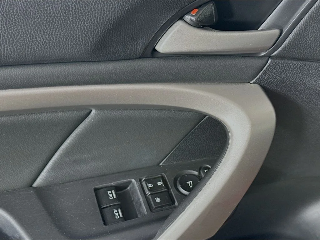 Used 2010 Red Honda EX-L image 19
