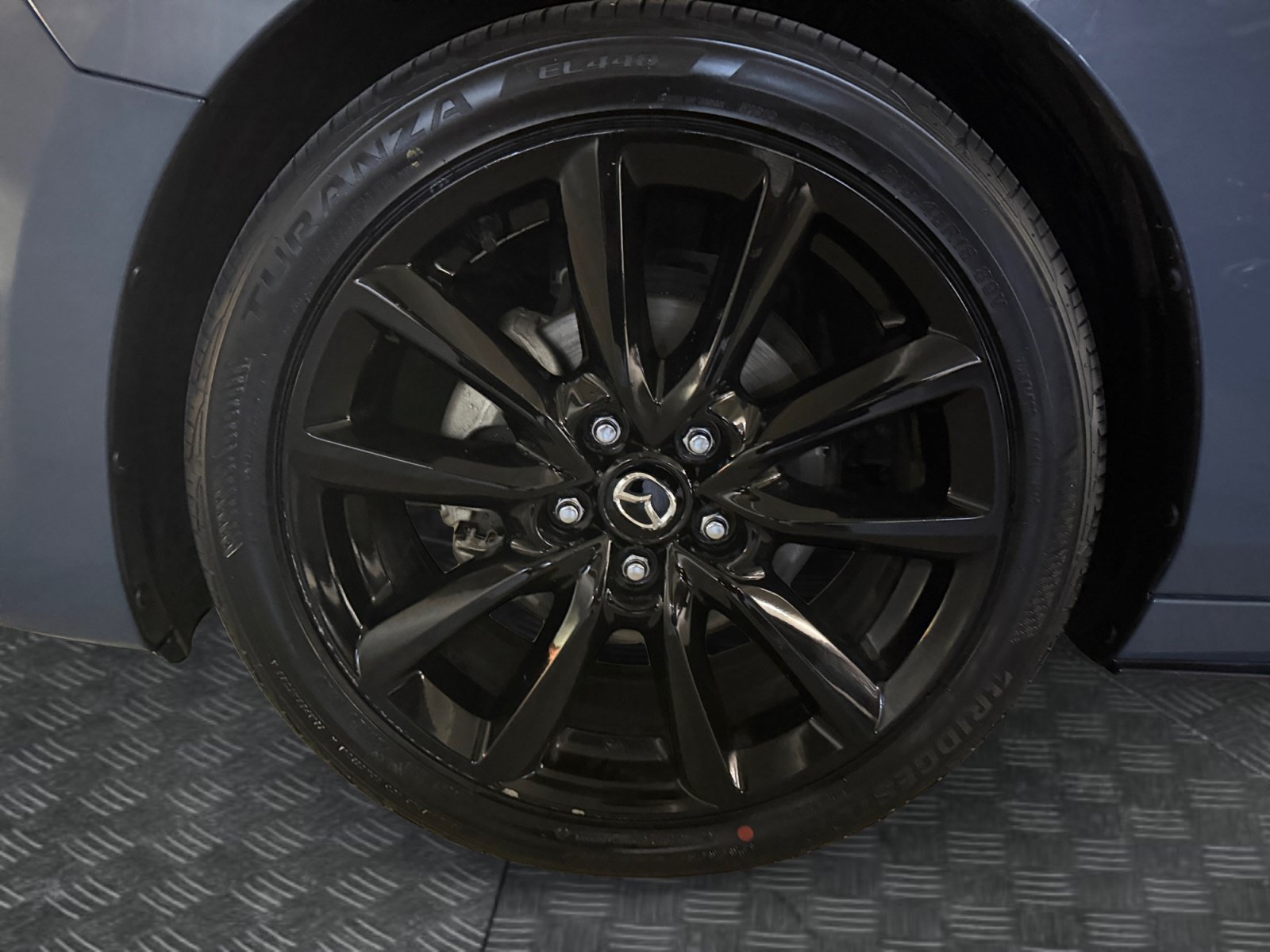 Used 2022 Polymetal Gray Metallic Mazda Carbon Edition image 9