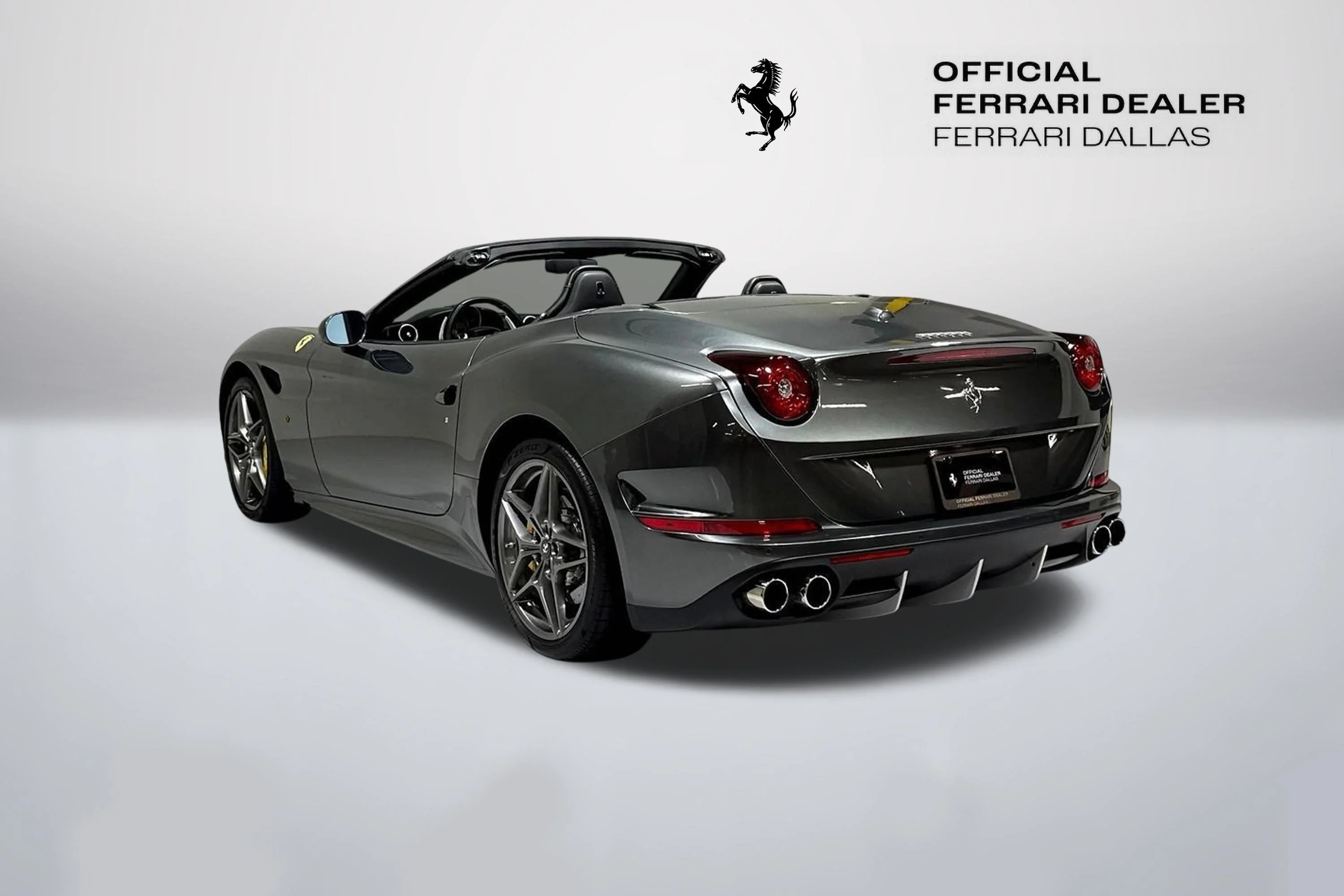 Used 2015 Grigio Silverstone Ferrari T image 5