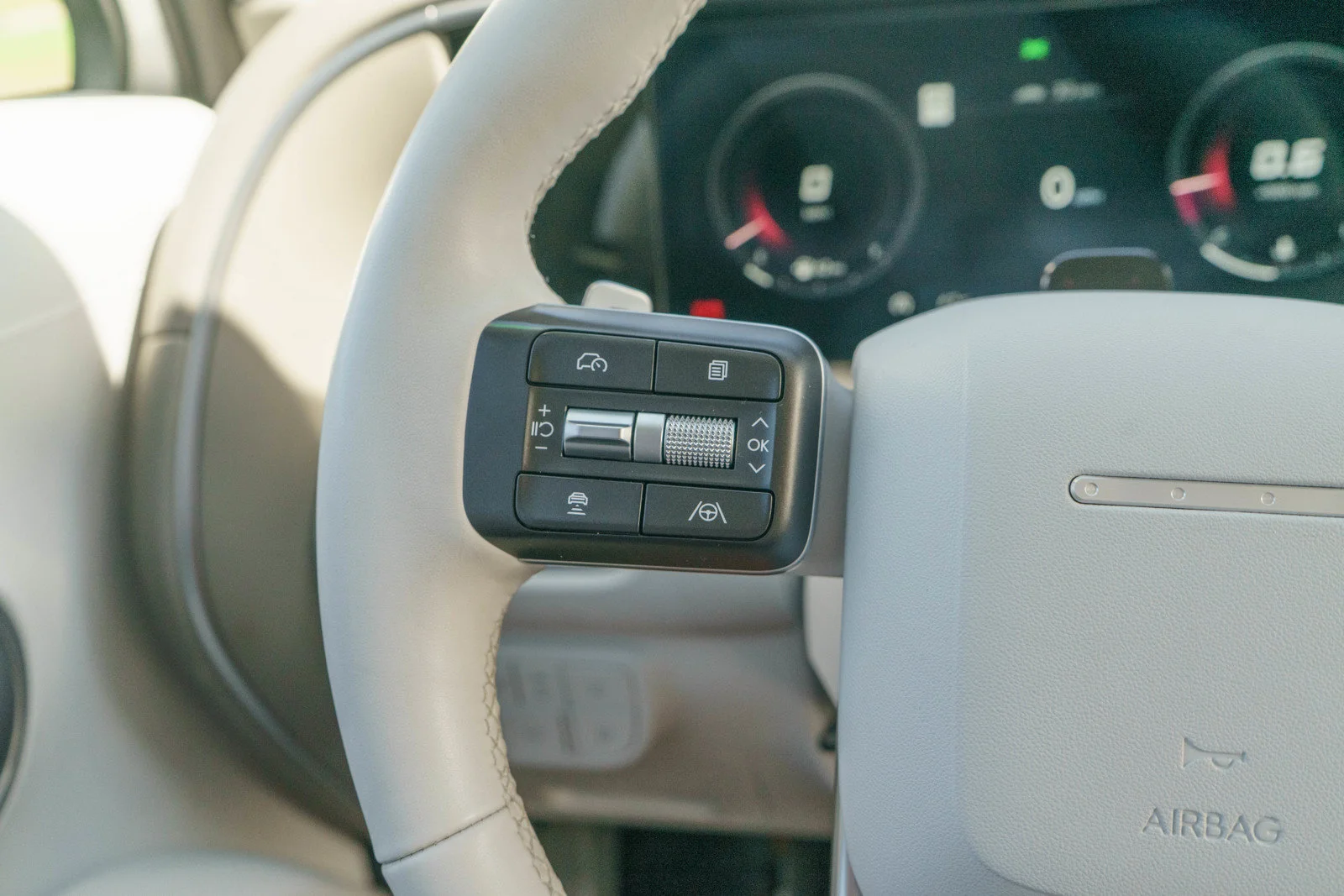 Used 2026 Creamy White Pearl Hyundai SEL image 21