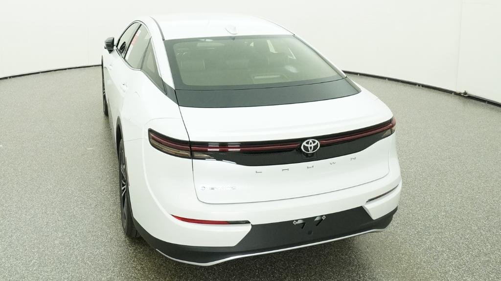 New 2026 Oxygen White Toyota XLE image 8