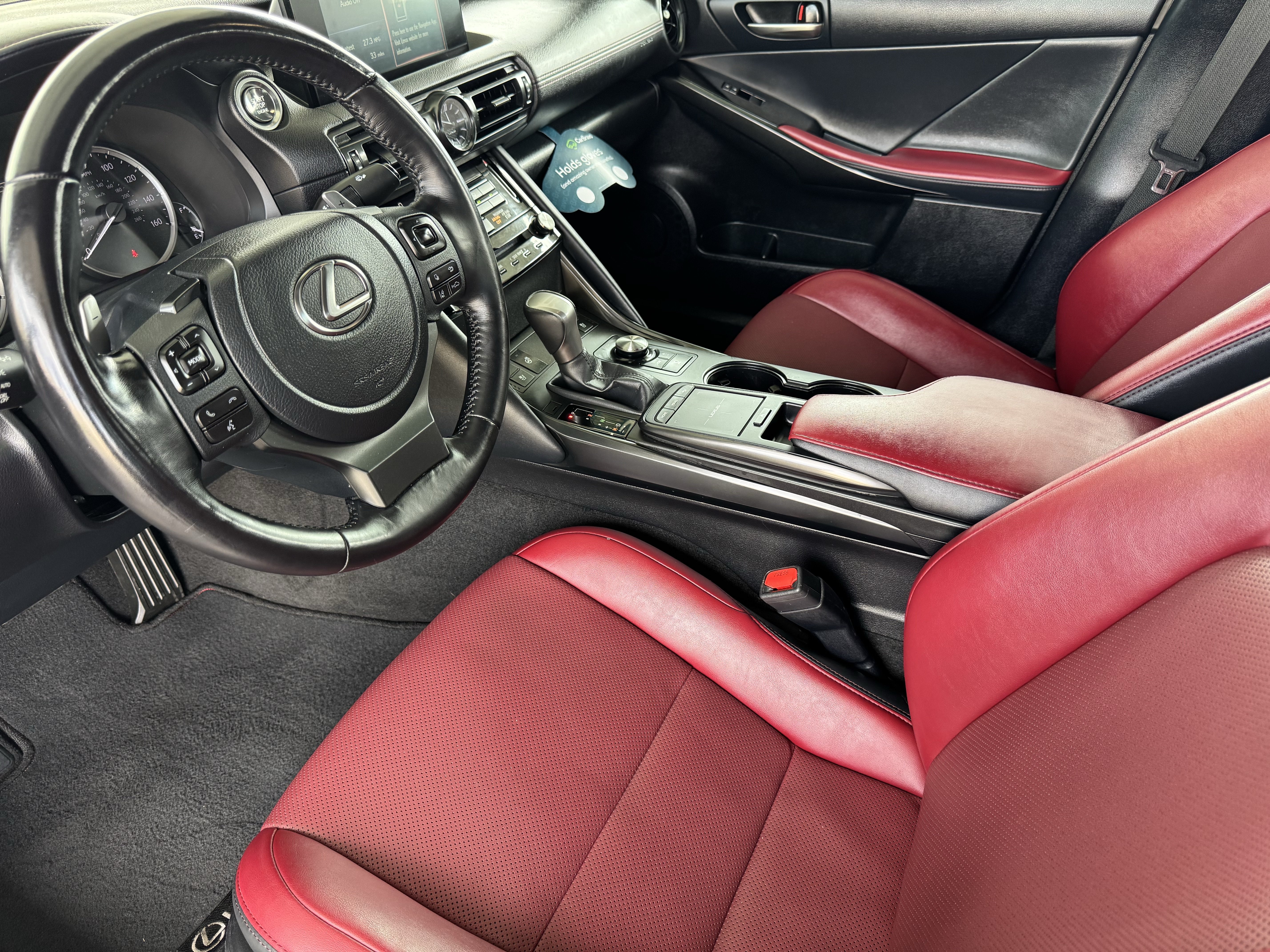 2023 Lexus IS 300 - Photo 9