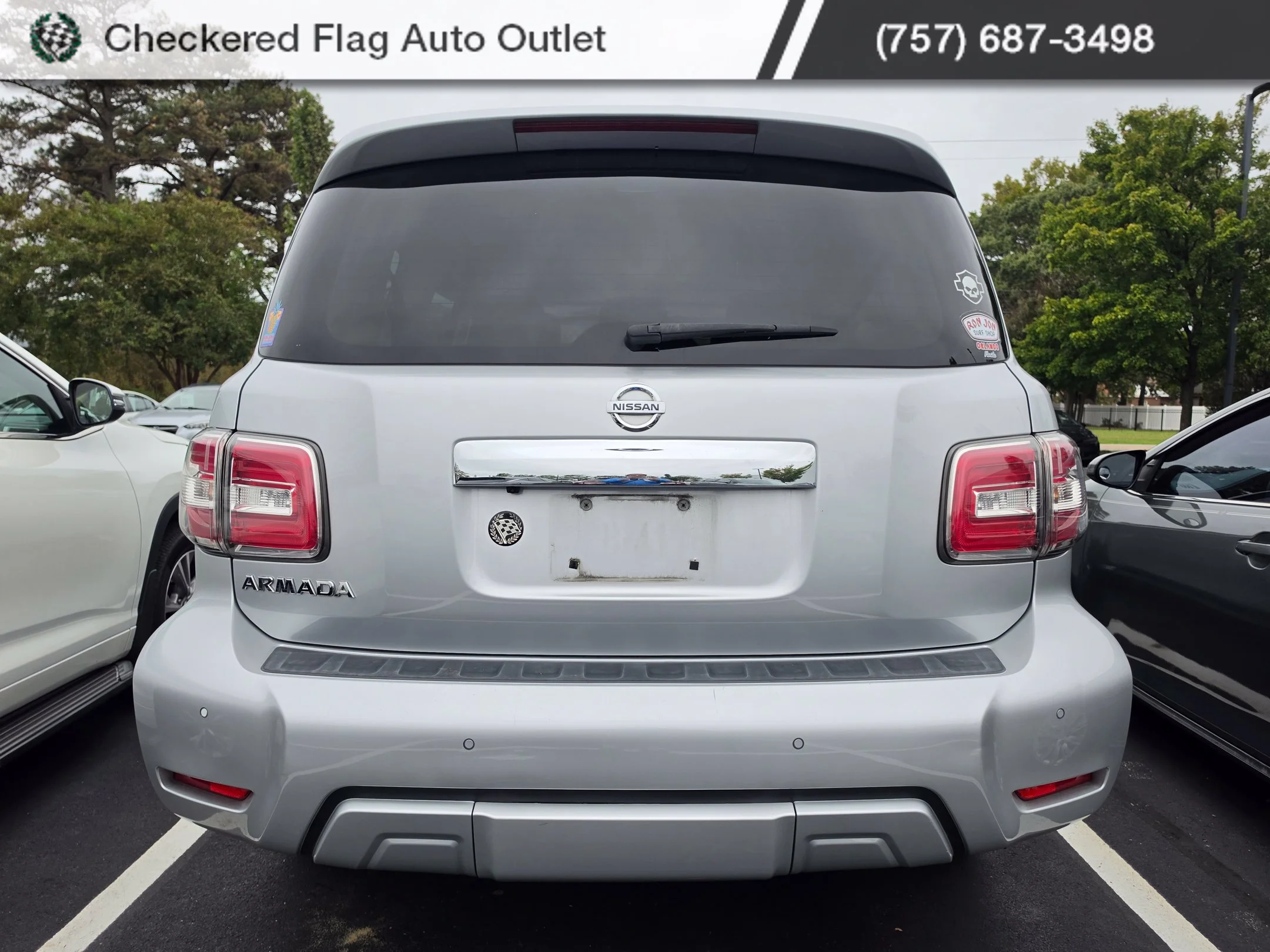 Used 2017 Brilliant Silver Nissan SV image 5