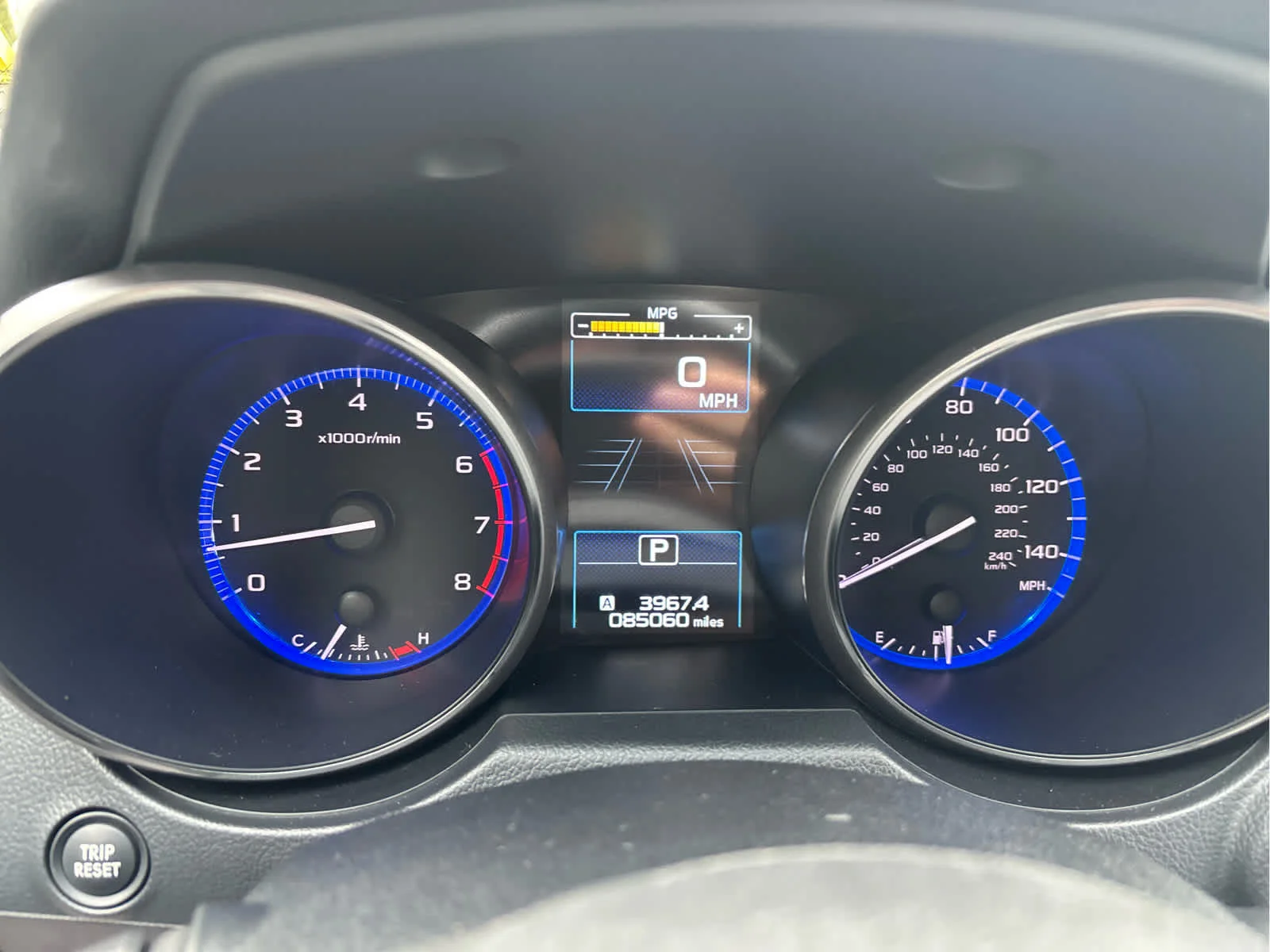 Used 2018 Magnetite Gray Metallic Subaru Limited image 11
