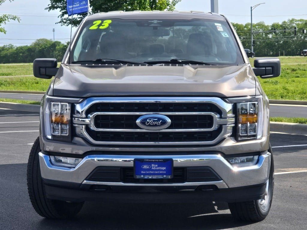 Certified Used 2023 Stone Gray Metallic Ford XLT image 3