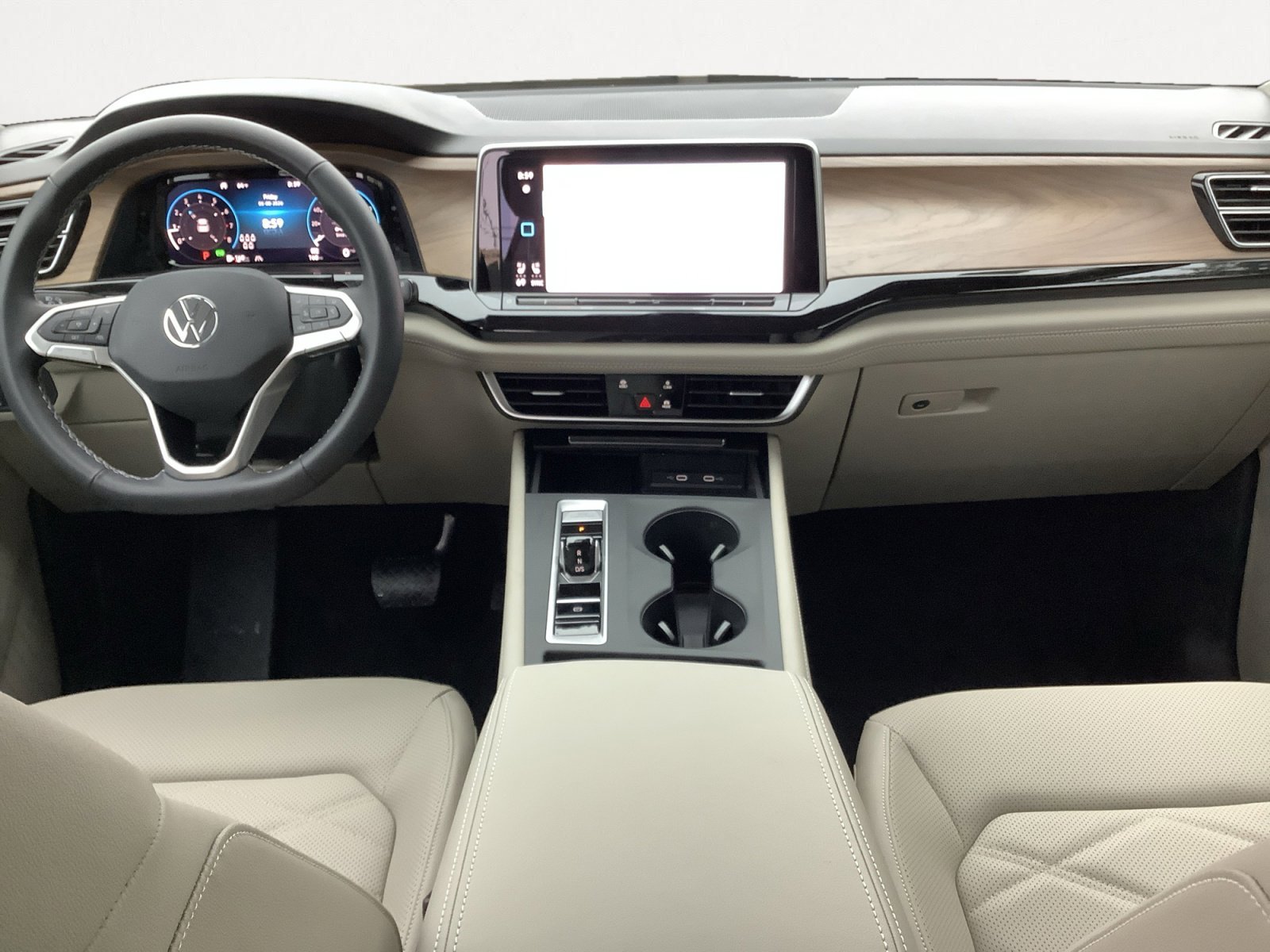 New 2026 Silver Mist Metallic Volkswagen 2.0T SE image 14