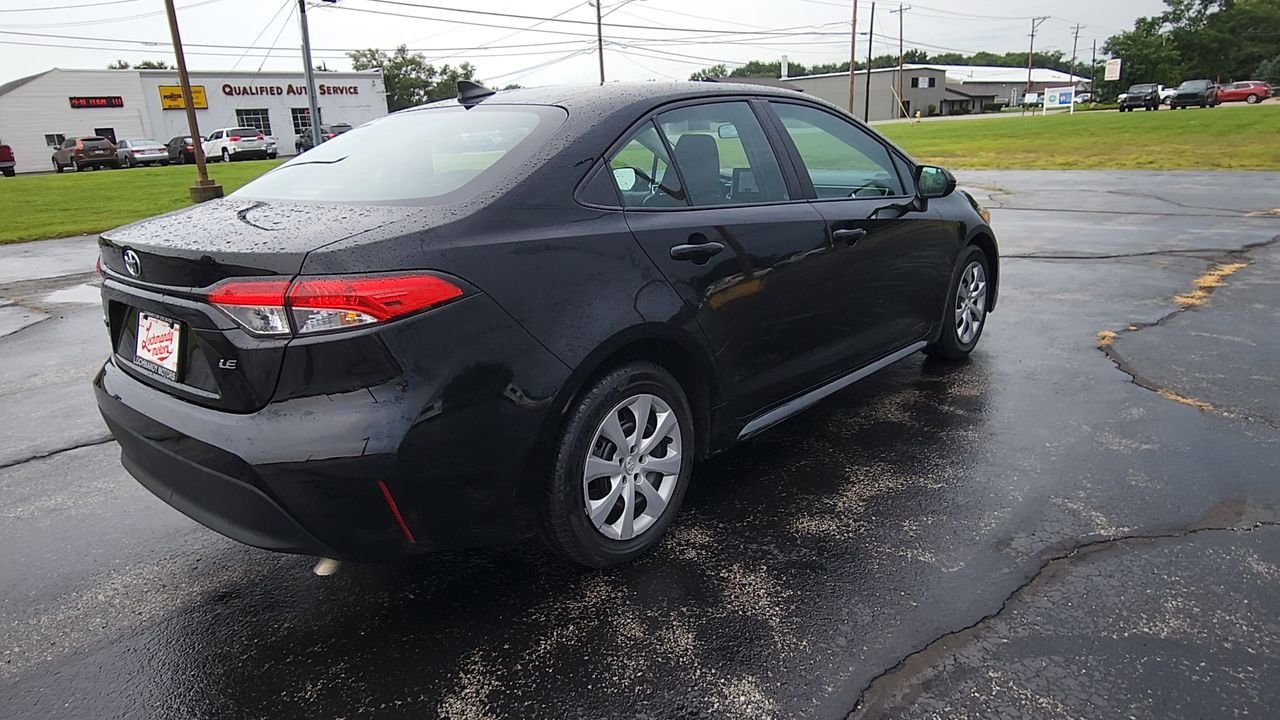 Used 2025 Midnight Black Metallic Toyota LE image 8