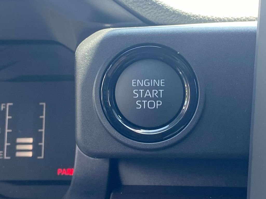 2026 Toyota Tacoma SR5 - Photo 24