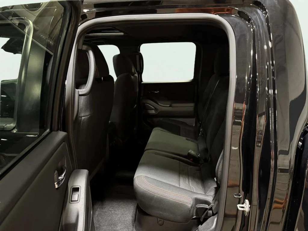 Used 2023 Super Black Nissan PRO-4X image 27