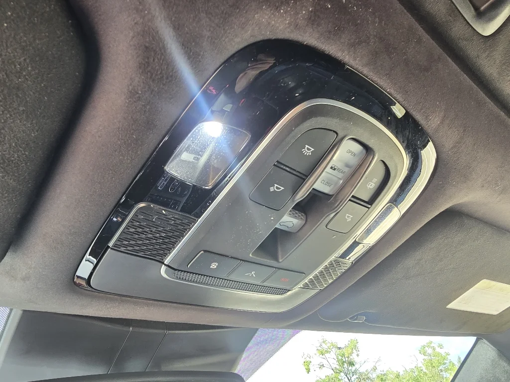 Used 2020 Steel Graphite Hyundai Limited image 23