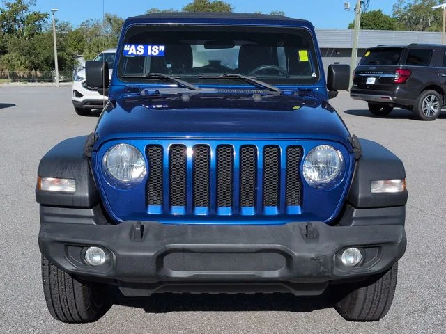 Used 2018 Blue Jeep Unlimited Sport image 9