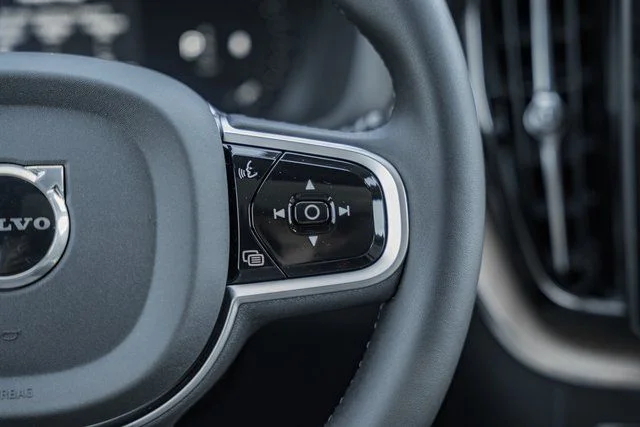 New 2026 Crystal White Volvo Plus image 24