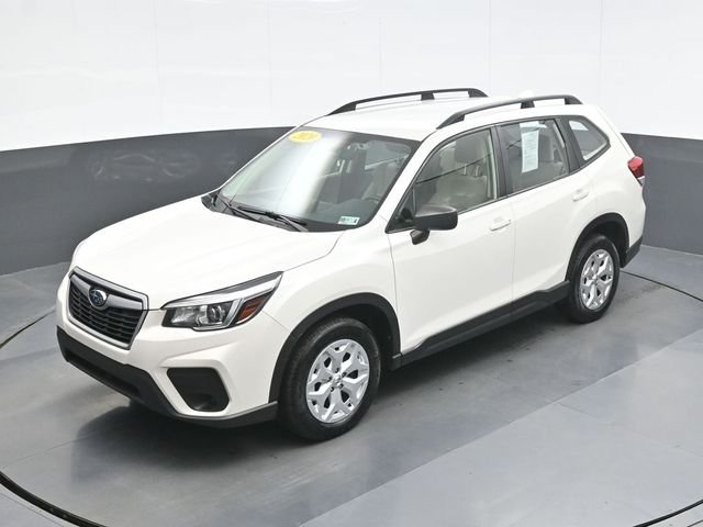 Used 2020 White Subaru Base image 13