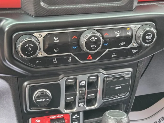 Used 2021 Red Jeep Rubicon image 25
