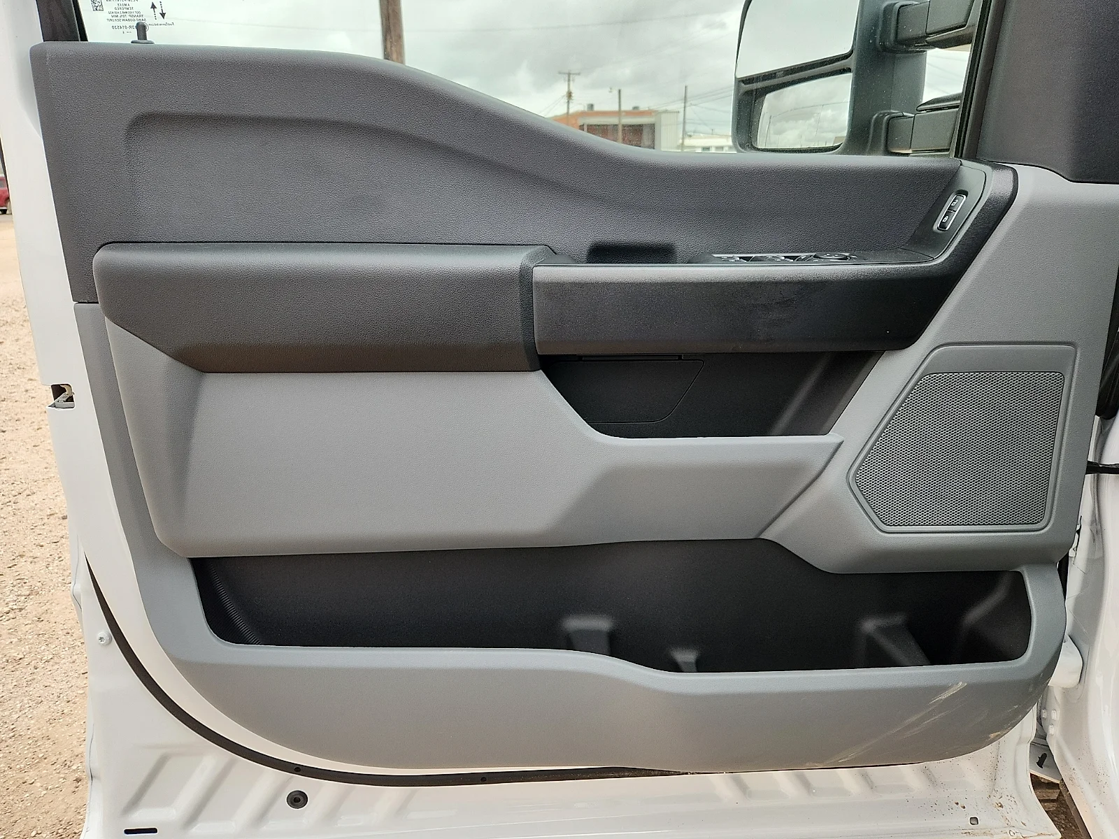 New 2026 Oxford White Ford F-250® XL image 14