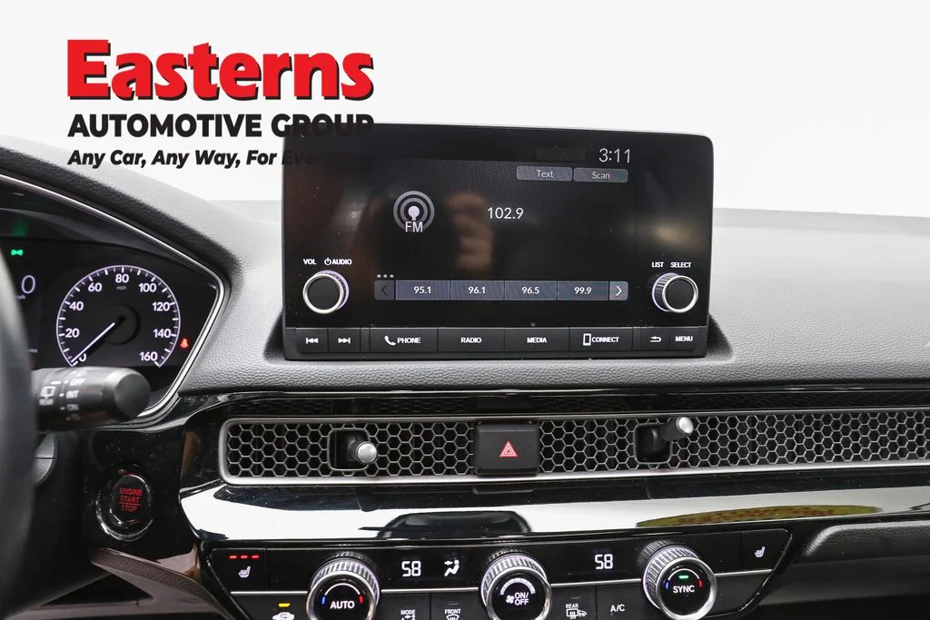 Used 2023 White Honda EX-L image 12