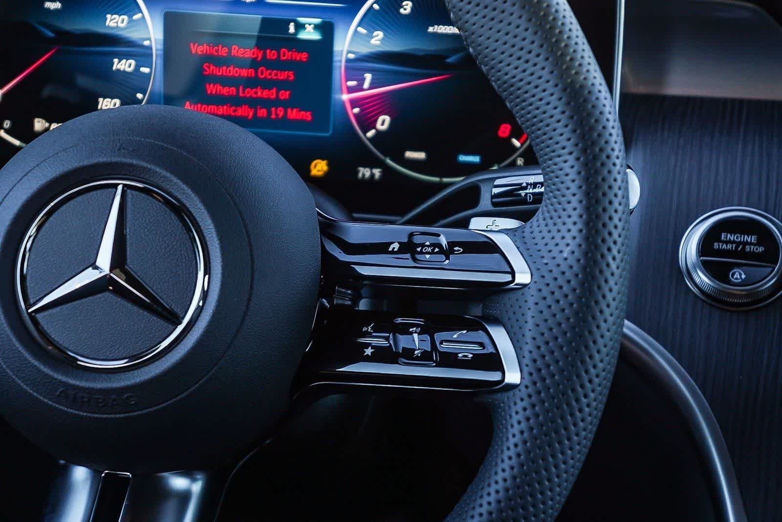 New 2026 Polar White Mercedes-Benz GLC 300 image 18