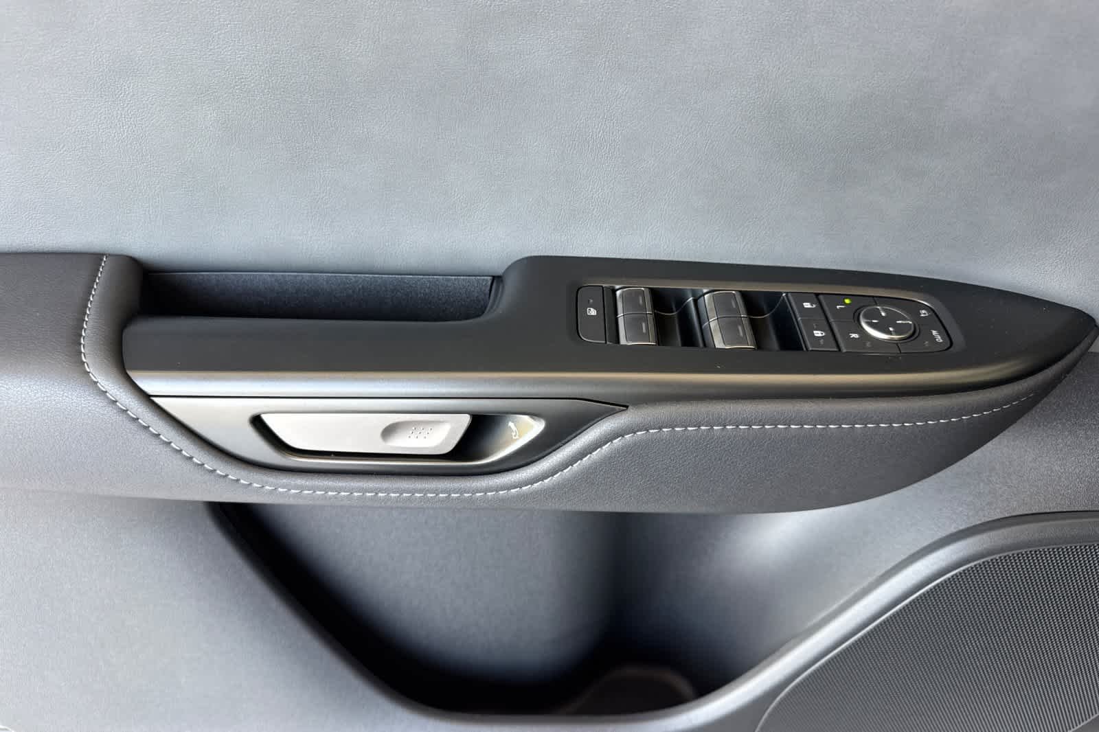 New 2026 Oxygen White Lexus  450e PREMIUM AWD image 12
