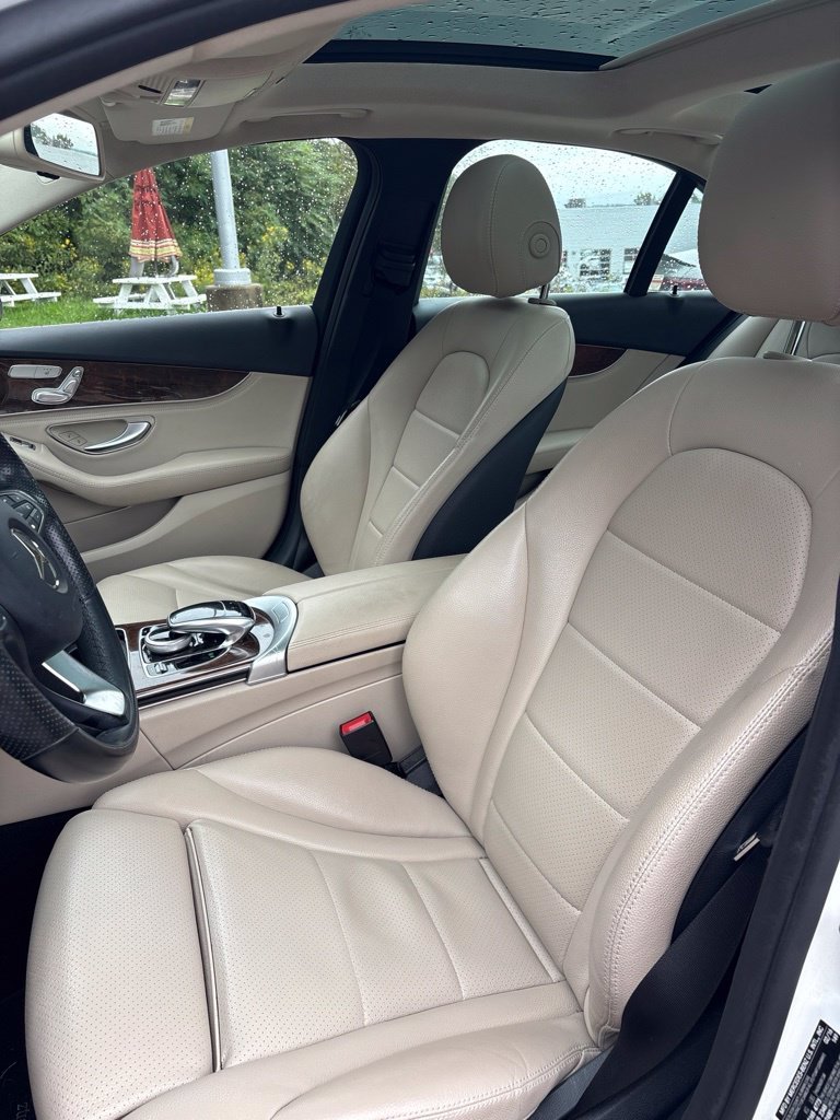 Used 2016 White Mercedes-Benz C 300 image 10