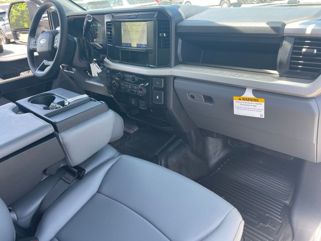 New 2026 Oxford White Ford XL image 20