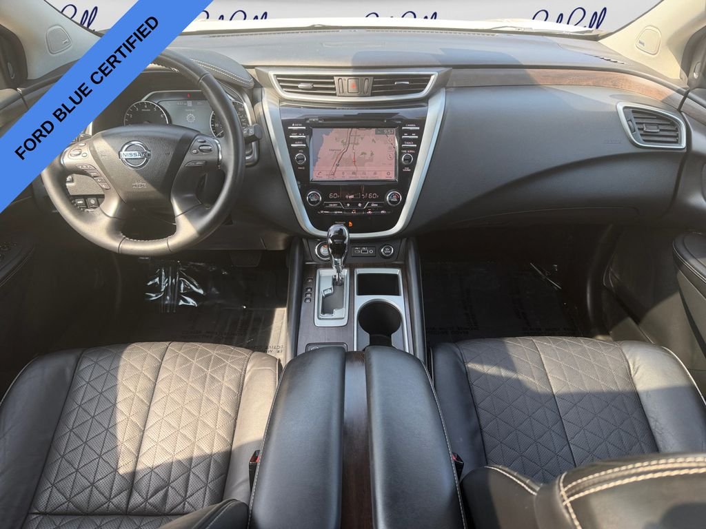 Used 2019 White Nissan Platinum image 11