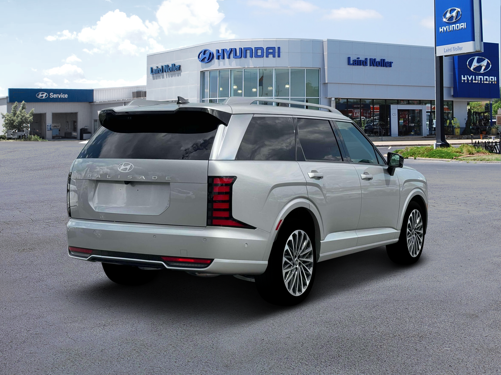 View vehicle photo 7