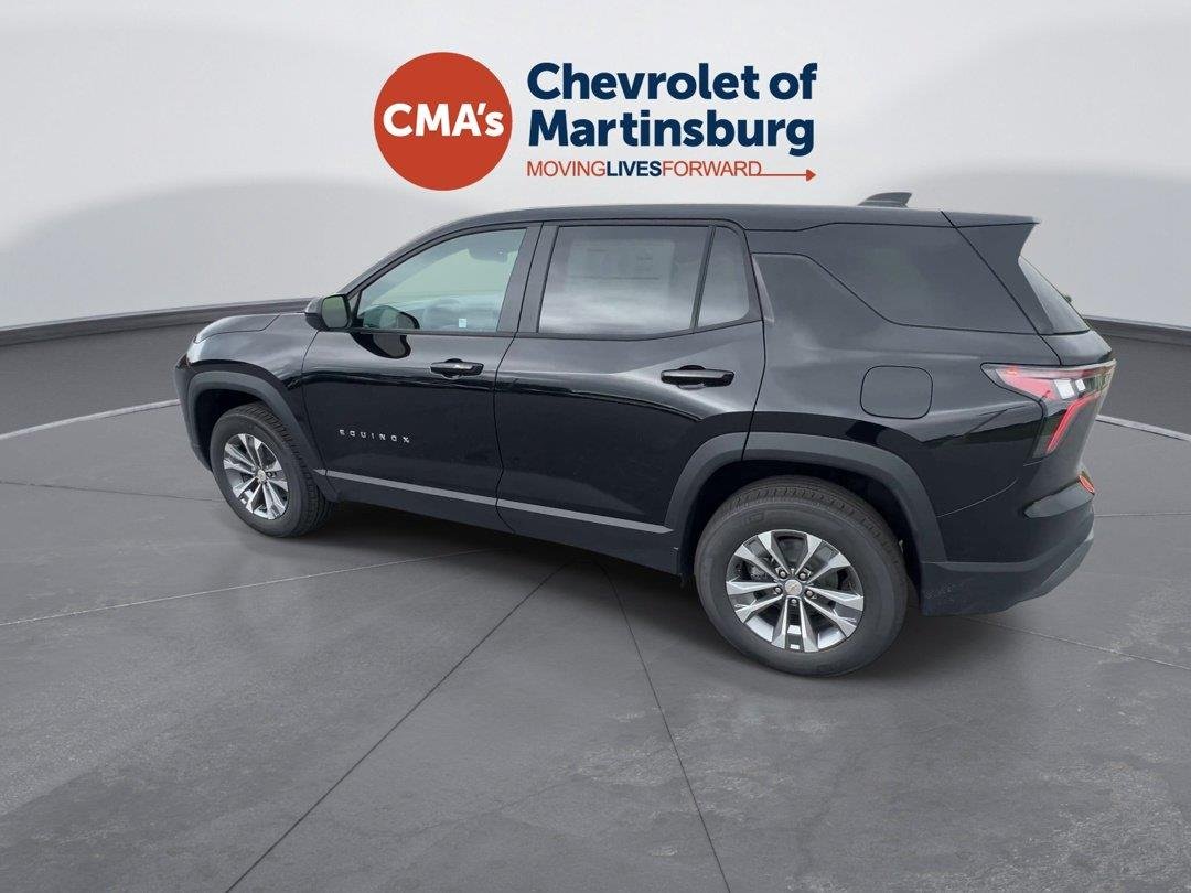 New 2027 Mosaic Black Metallic Chevrolet LT image 3