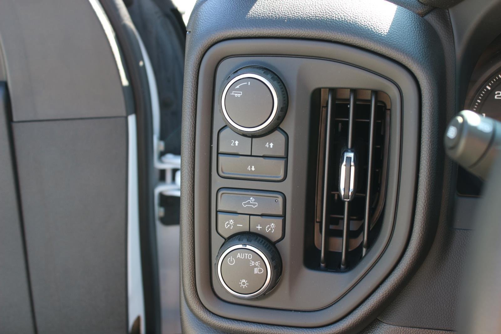 2025 Chevrolet Silverado 2500 HD Work Truck - Photo 25