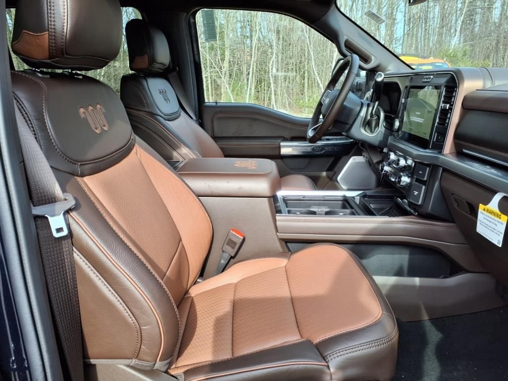 Used 2025 Blue Metallic Ford King Ranch image 14