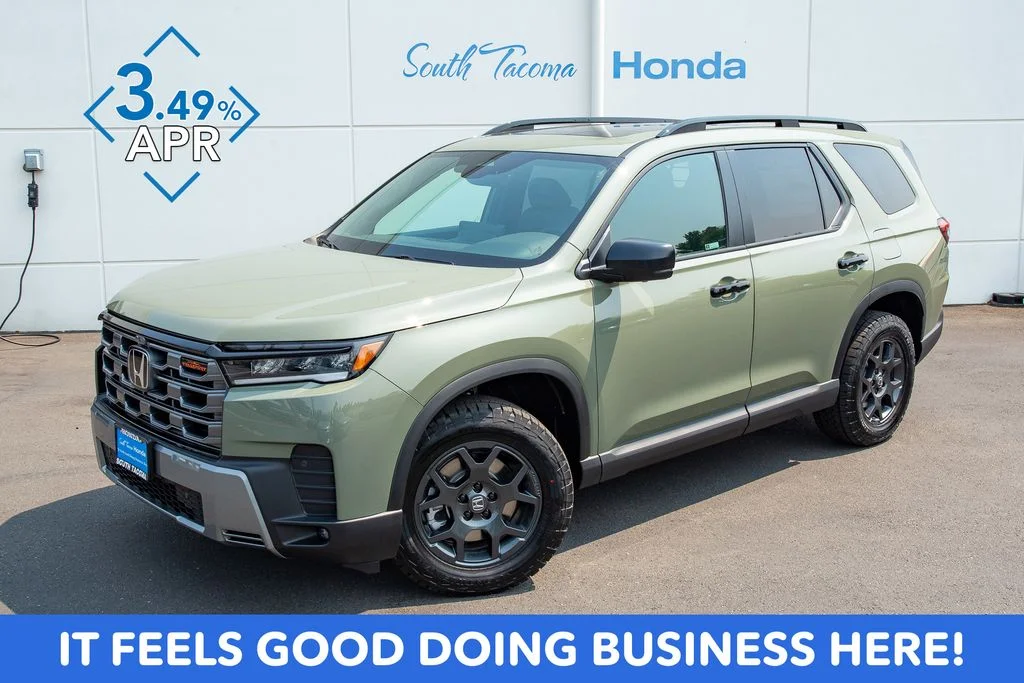 New 2026 Ash Green Metallic Honda TrailSport w/Pet Package image 1
