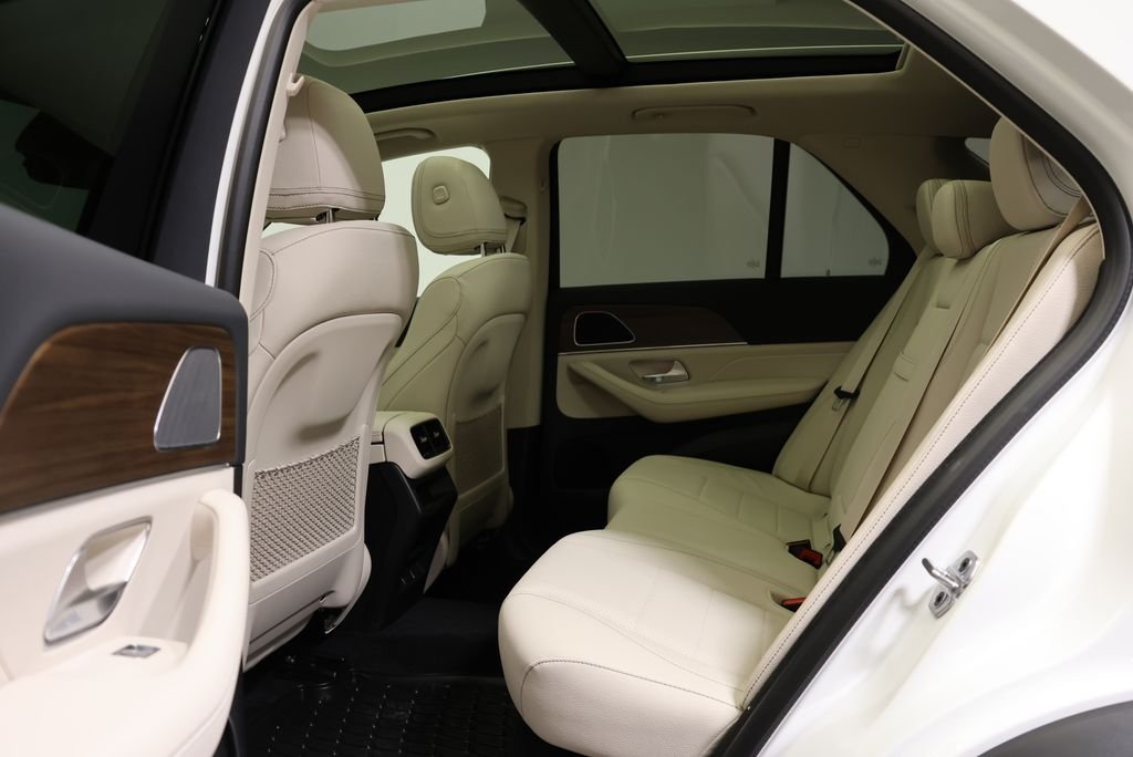 Used 2026 Polar White Mercedes-Benz GLE 350 image 44