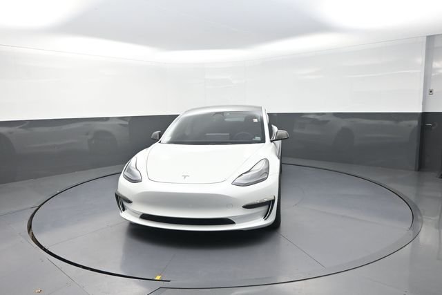 Used 2022  Tesla Long Range image 29