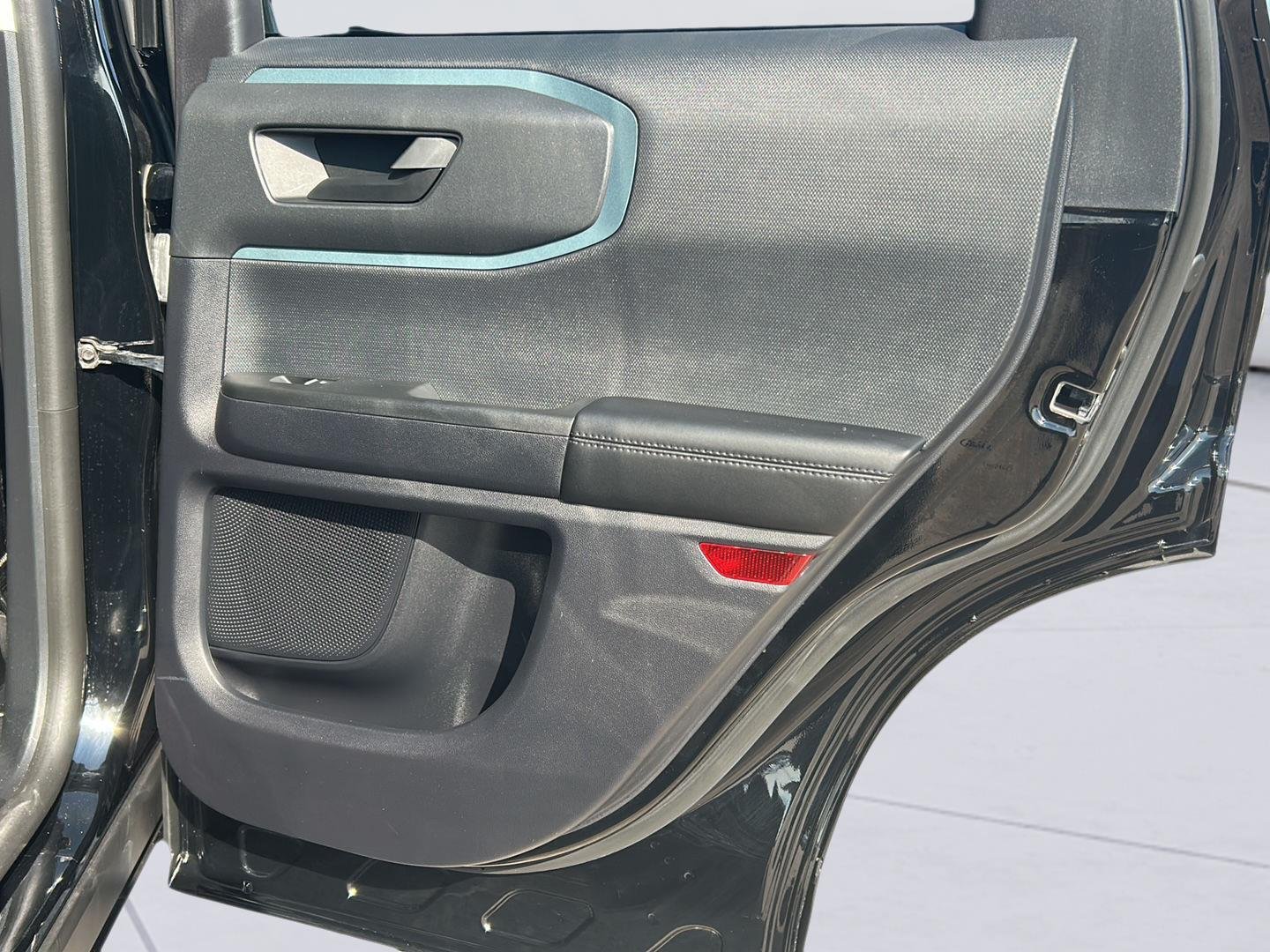 Used 2024 Shadow Black Ford Badlands image 21