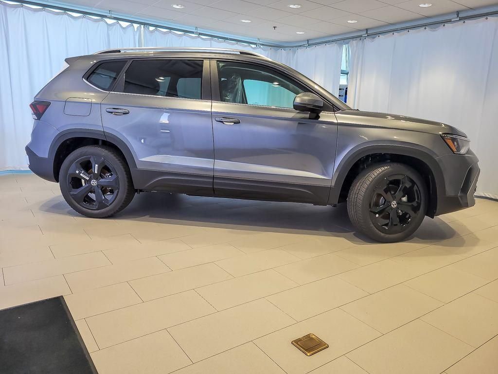 New 2026 Platinum Gray Metallic Volkswagen 1.5T SEL image 6