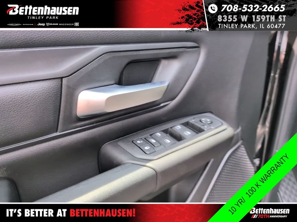 New 2026 Diamond Black Crystal Pearl-Coat Exterior Paint RAM Express image 15