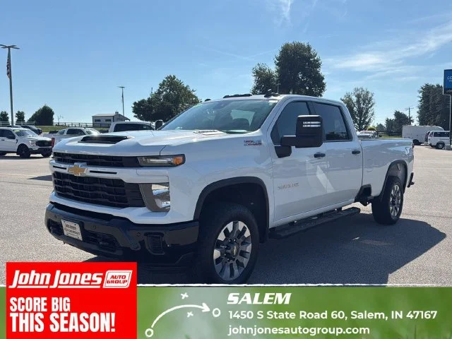 Used 2025 Summit White Chevrolet Custom image 1