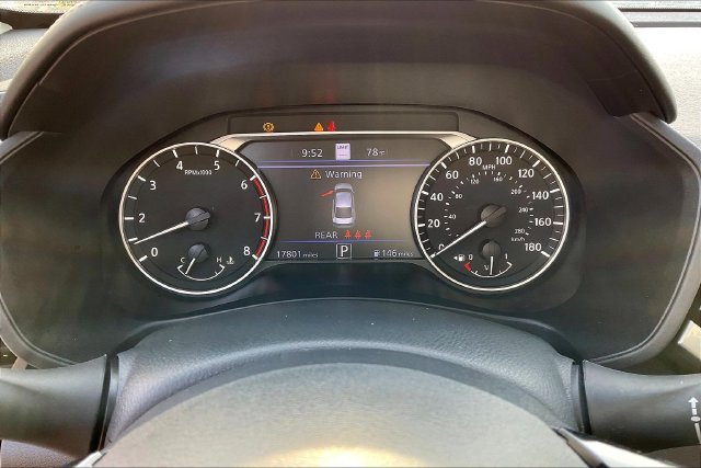 Used 2024 Gray Nissan 2.0 SR image 18